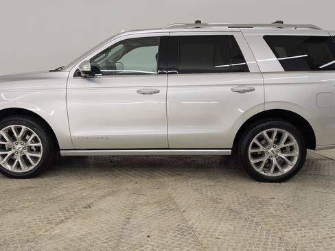 Certified 2019 Ford Expedition Platinum image 2