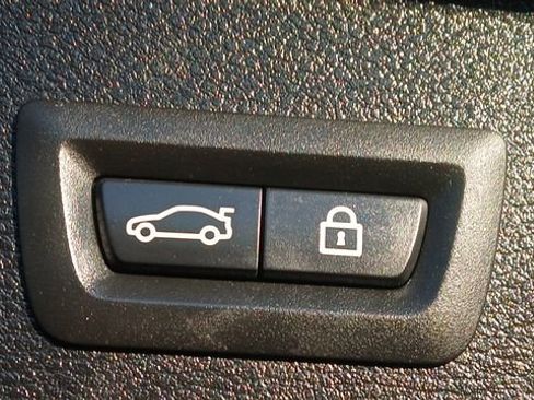 Used 2016 BMW X3 xDrive28i image 25