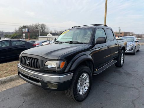 Used 2004 Toyota Tacoma PreRunner image 3