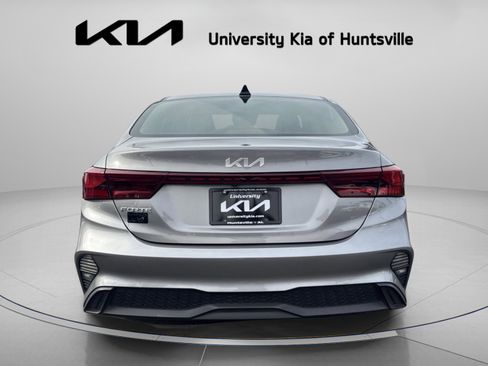 Used 2022 Kia Forte LXS image 6
