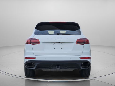 Certified 2016 Porsche Cayenne image 4