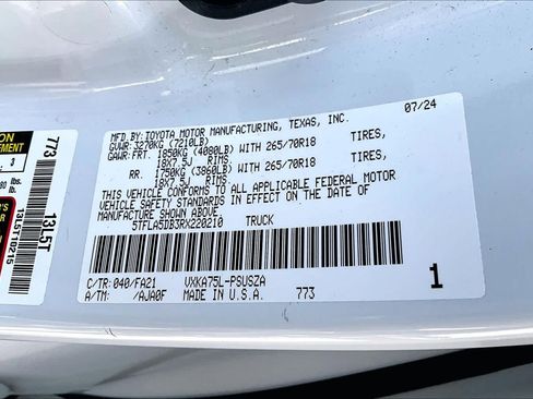 Certified 2024 Toyota Tundra SR5 w/ SR5 Convenience Package AWD/4WD image 33