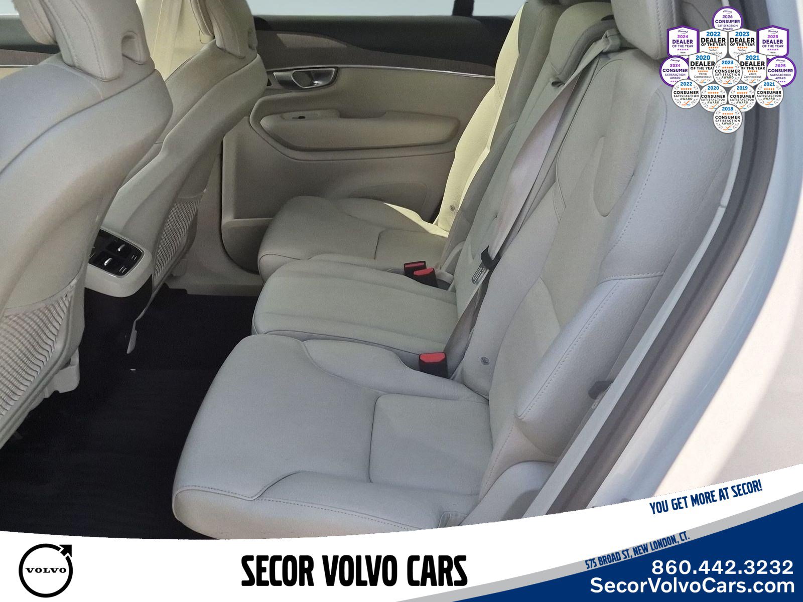 Used 2023 Volvo XC90 B6 Core w/ Protection Package Premier AWD/4WD image 21