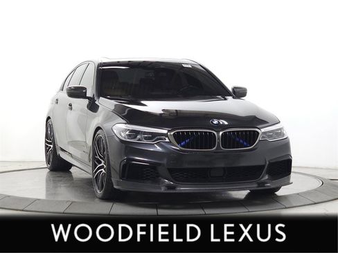 Used 2020 BMW M550i xDrive w/ Executive Package image 1