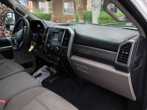 Used 2019 Ford F350 XLT AWD/4WD image 34