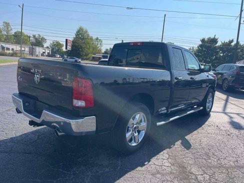 Used 2017 RAM 1500 Big Horn RWD image 9