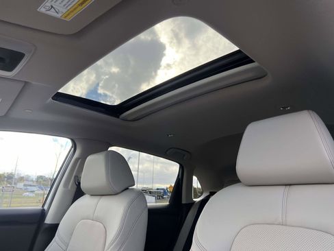 New 2026 Honda HR-V EX-L image 12