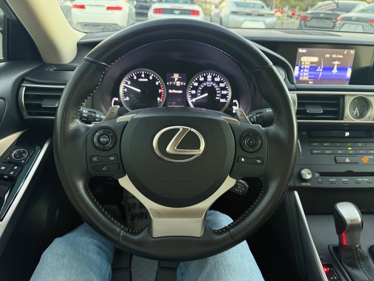 Used 2015 Lexus IS 250 RWD image 16