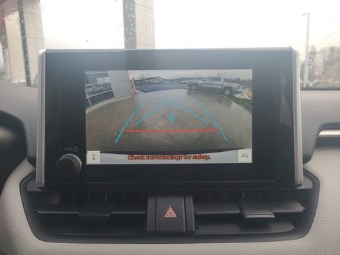 Used 2023 Toyota RAV4 XLE image 29