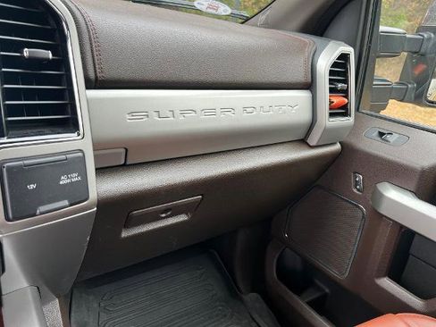 Used 2022 Ford F350 King Ranch w/ Chrome Package image 26