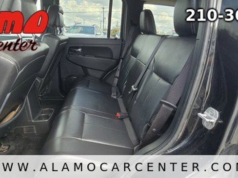 Used 2012 Jeep Liberty Sport image 26