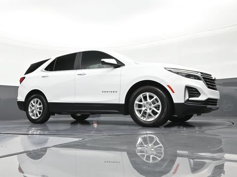 Used 2024 Chevrolet Equinox LT FWD image 26