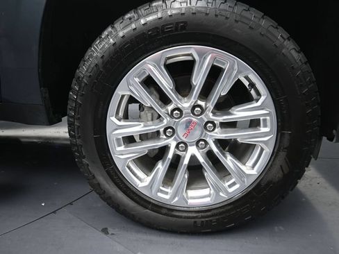 Used 2021 GMC Yukon XL SLT w/ SLT Premium Package RWD image 5