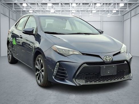 Used 2018 Toyota Corolla SE image 3
