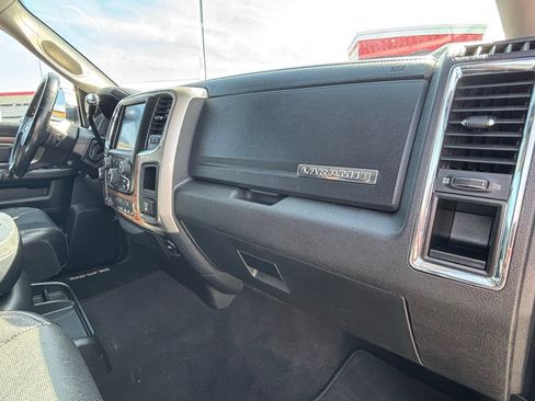 Used 2014 RAM 2500 Laramie w/ Convenience Group image 23