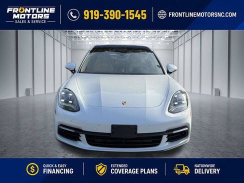 Used 2018 Porsche Panamera RWD image 3