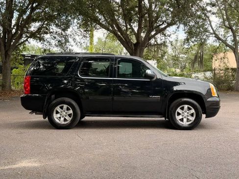Used 2014 GMC Yukon SLE AWD/4WD image 3
