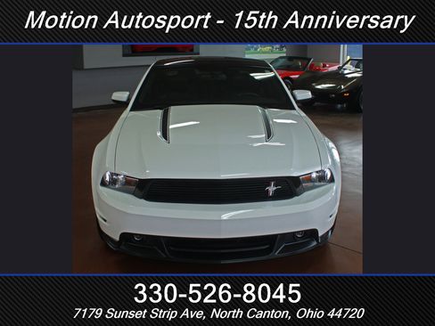 Used 2011 Ford Mustang GT Premium w/ Electronics Pkg image 4