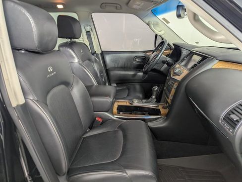 Used 2014 INFINITI QX80 4WD w/ Theater Package image 22