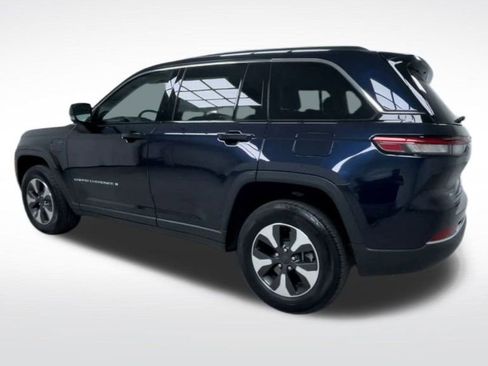 Used 2023 Jeep Grand Cherokee 4WD 4xe image 23