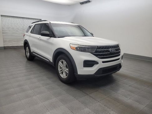 Used 2020 Ford Explorer XLT RWD image 13