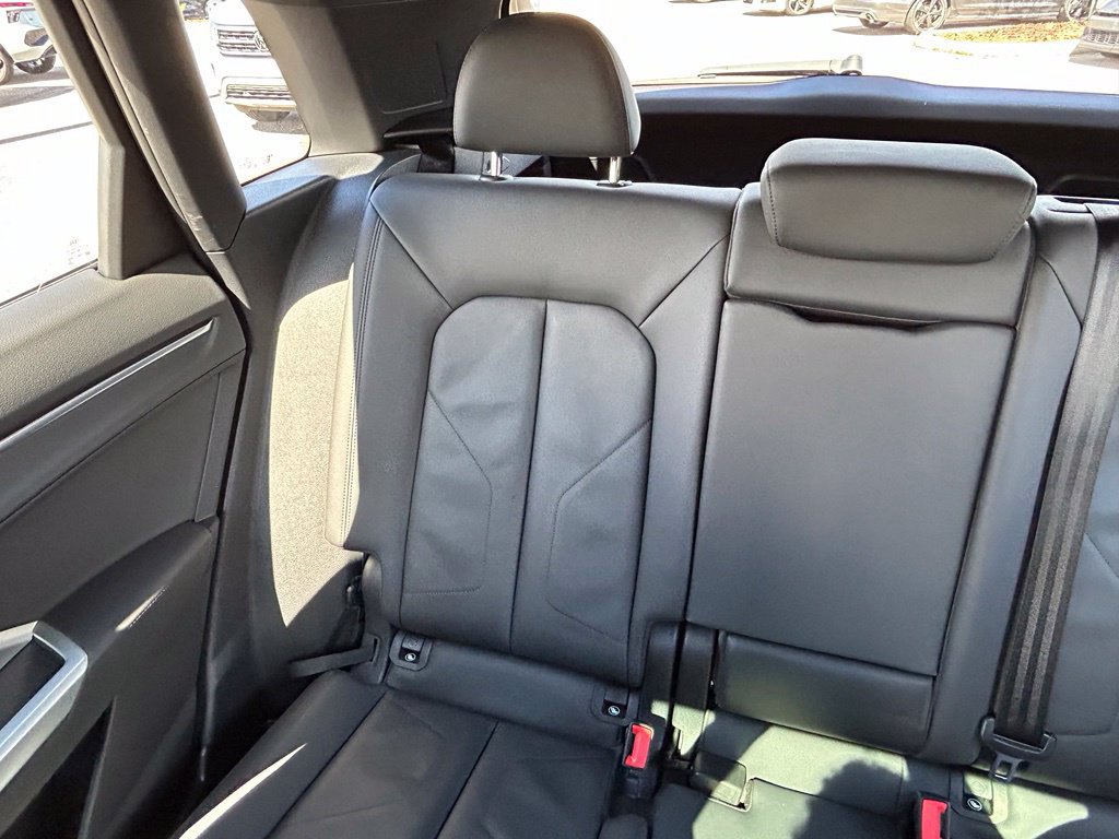 Used 2021 Audi Q3 2.0T Premium w/ Convenience Package AWD/4WD image 12