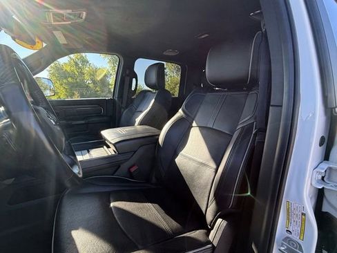 Used 2022 RAM 3500 Limited AWD/4WD image 34