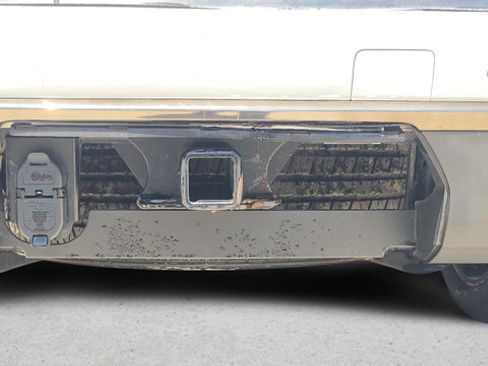 Used 2021 Chevrolet Suburban RST AWD/4WD image 45