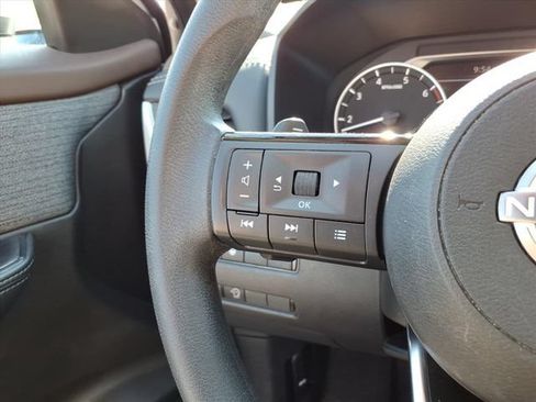 Used 2023 Nissan Rogue SV AWD/4WD image 21