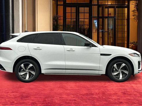 New 2025 Jaguar F-PACE R-Dynamic S image 9