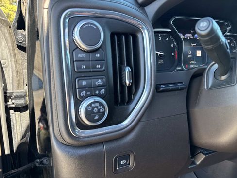 Used 2019 GMC Sierra 1500 Denali w/ Denali Ultimate Package image 39