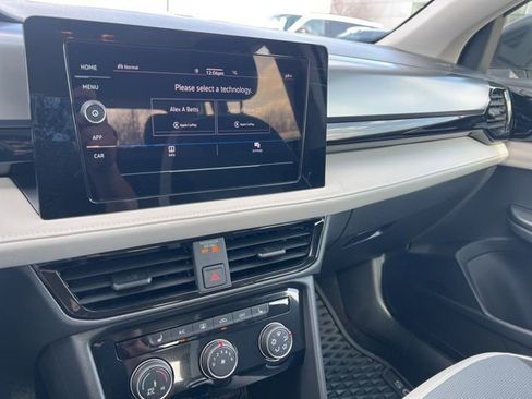 Used 2025 Volkswagen Taos S image 16