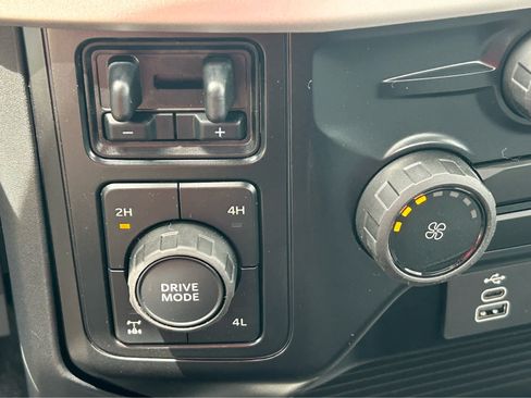 New 2026 Ford F250 XLT AWD/4WD image 35