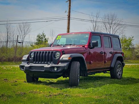 Used 2021 Jeep Wrangler Unlimited Sport AWD/4WD image 7