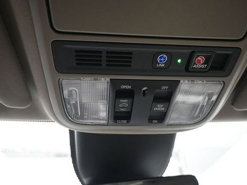 Used 2021 Honda Odyssey Touring image 20