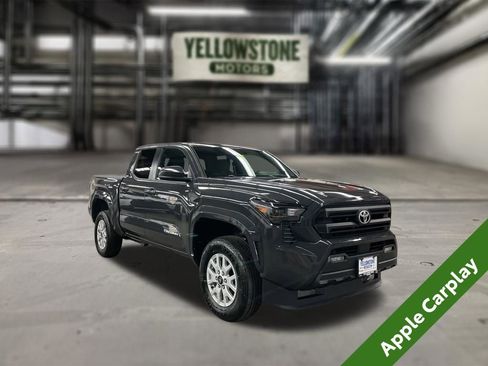 Used 2025 Toyota Tacoma SR5 AWD/4WD image 6