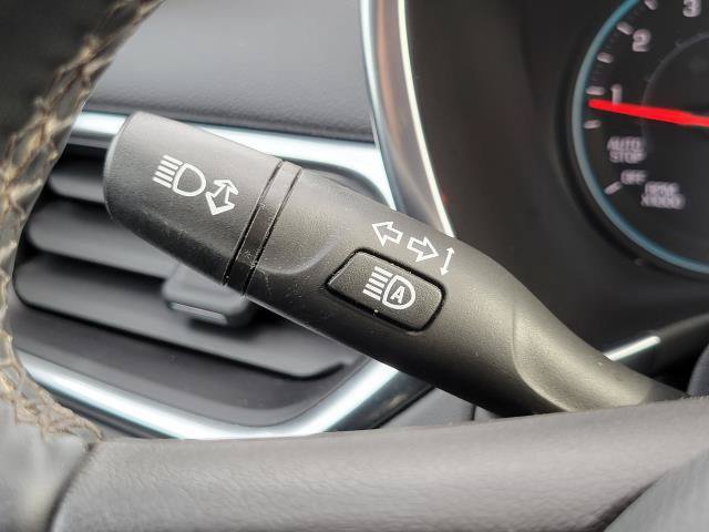 Used 2024 Chevrolet Equinox LT AWD/4WD image 16