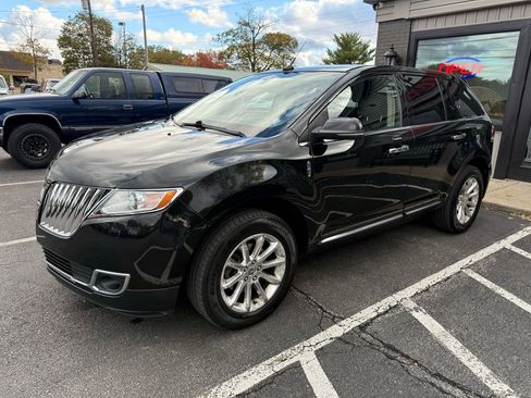 Used 2012 Lincoln MKX AWD image 7