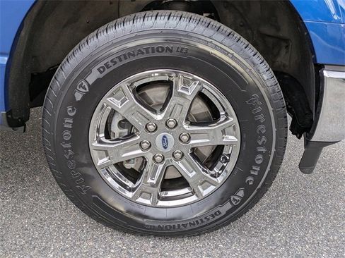 Certified 2022 Ford F150 XLT w/ Equipment Group 302A High image 11