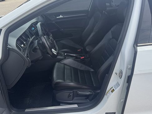 Used 2019 Volkswagen GTI SE FWD image 16