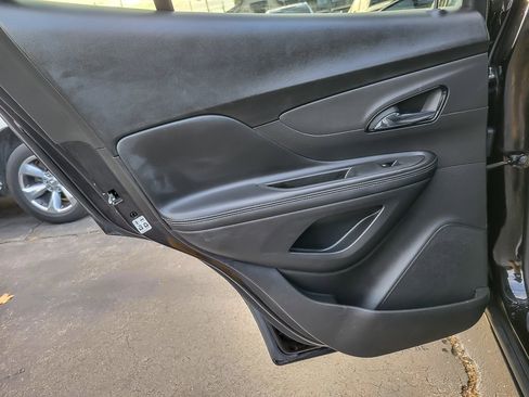 Used 2022 Buick Encore Preferred w/ Safety Package image 15