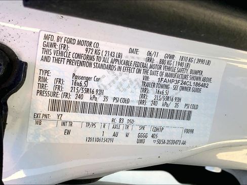 Used 2012 Ford Focus SE image 36