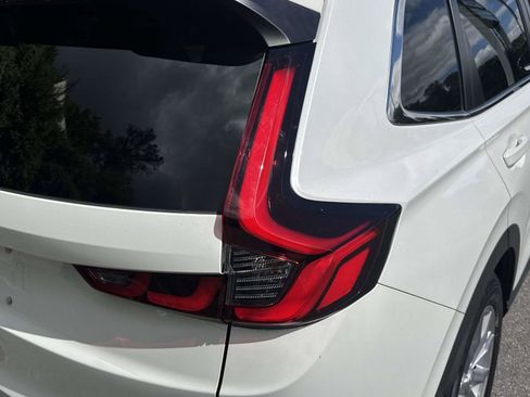 Used 2023 Honda CR-V EX-L image 10
