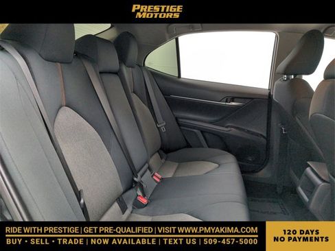 Used 2020 Toyota Camry LE image 38