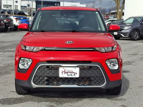 Used 2021 Kia Soul S image 2