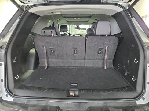 Used 2018 Chevrolet Traverse Premier w/ Redline Edition AWD/4WD image 8