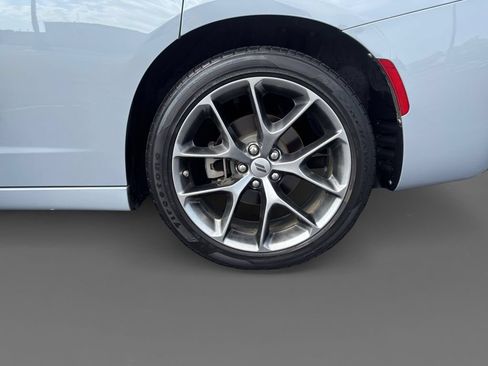 Used 2022 Dodge Charger SXT w/ Plus Group RWD image 9