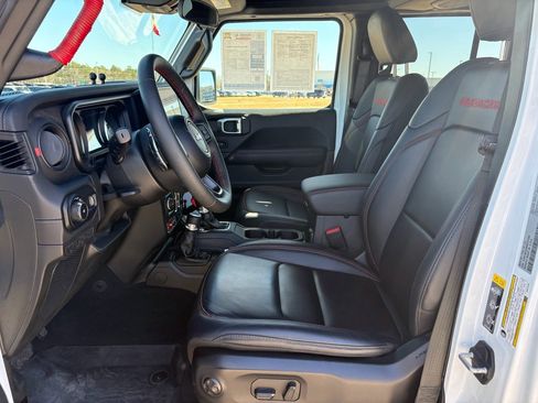 Used 2024 Jeep Wrangler Unlimited Rubicon w/ Convenience Group image 10