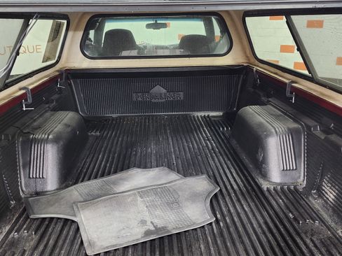 Used 2001 GMC Sonoma SLS w/ Super Spec Pkg 3 image 18