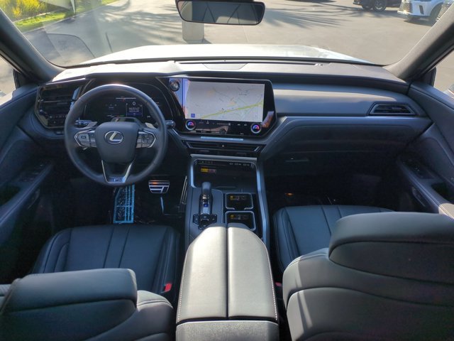 Used 2026 Lexus TX 500h AWD w/ Technology Package image 25